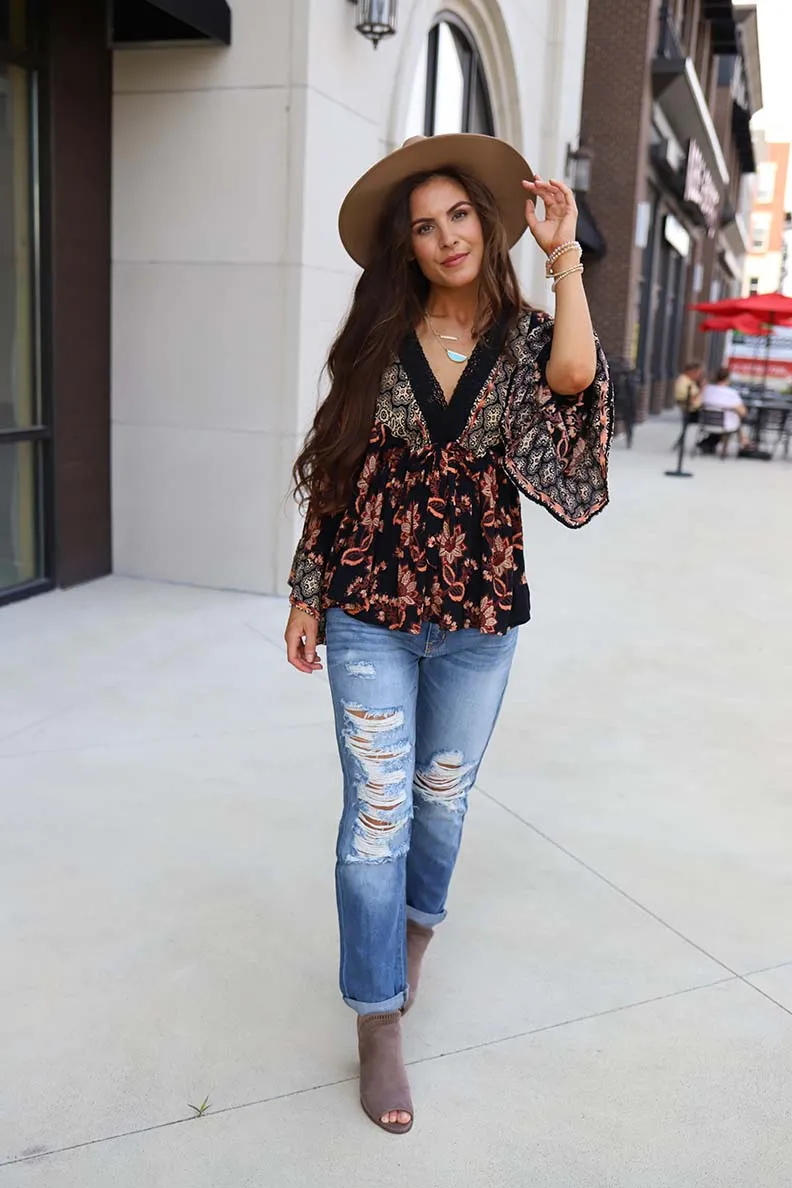 Avena Boho Floral Print Bell Sleeve Peplum Top