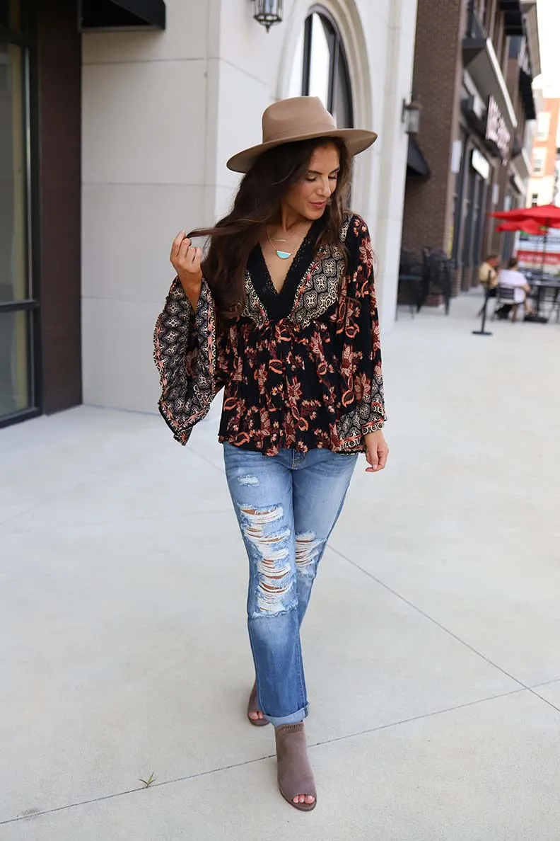 Avena Boho Floral Print Bell Sleeve Peplum Top