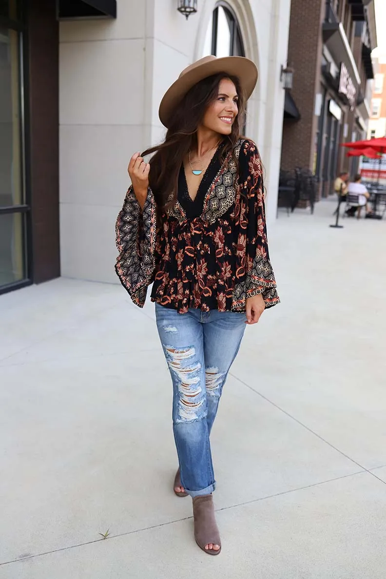 Avena Boho Floral Print Bell Sleeve Peplum Top