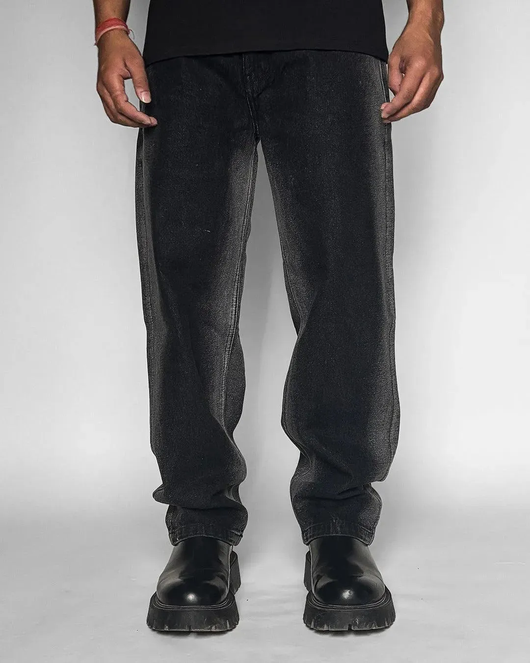 BLACK DENIM Oversized Jeans