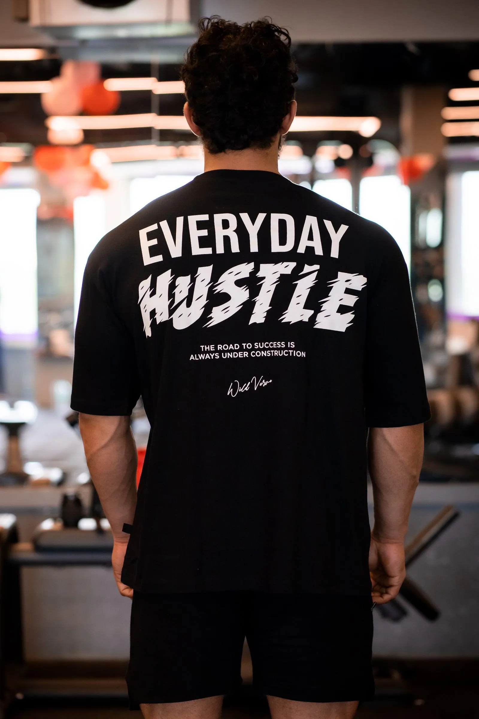 EVERYDAY HUSTLE OVERSIZED T-SHIRT (BLACK)