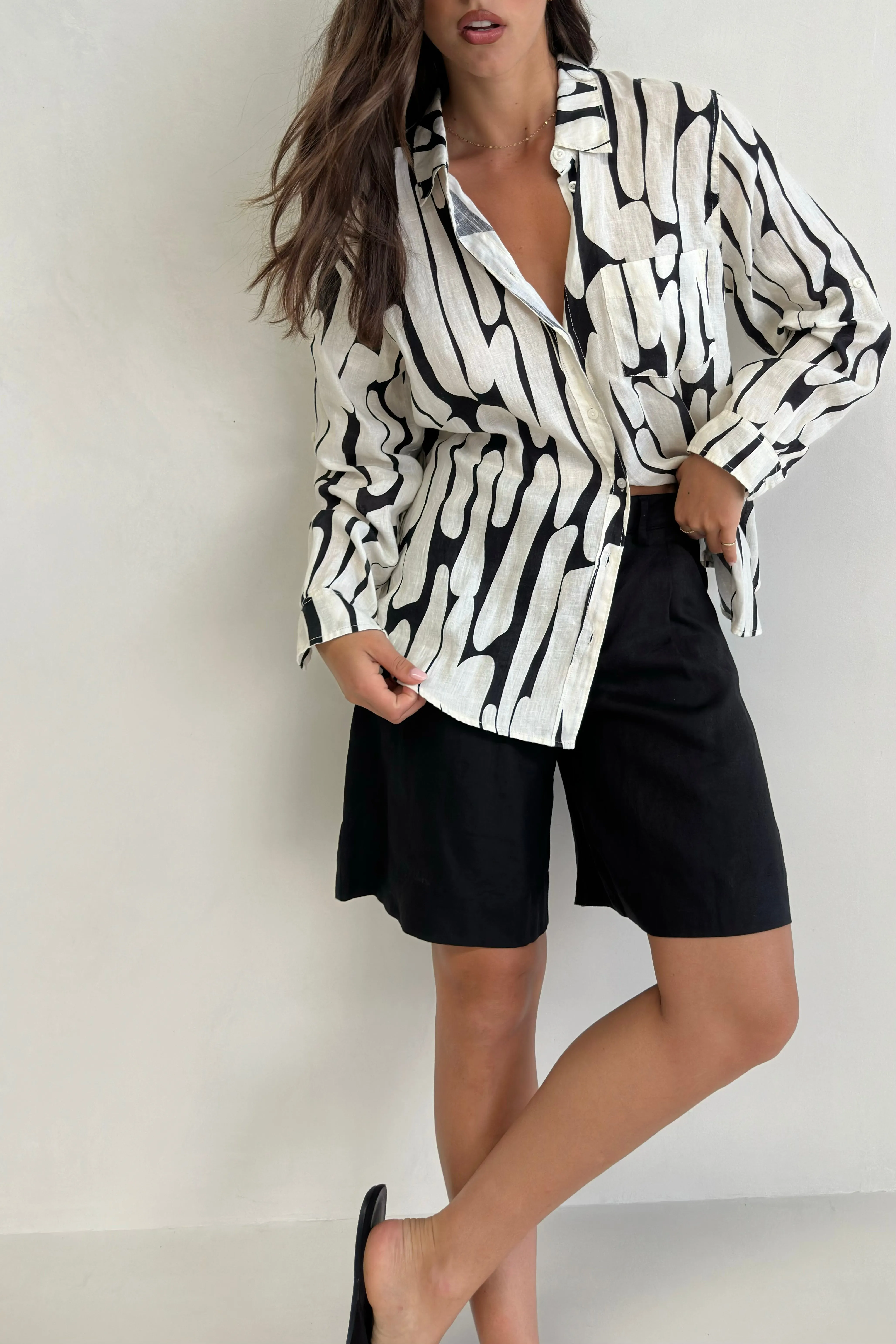 Summer Silhouette Boyfriend Linen Shirt